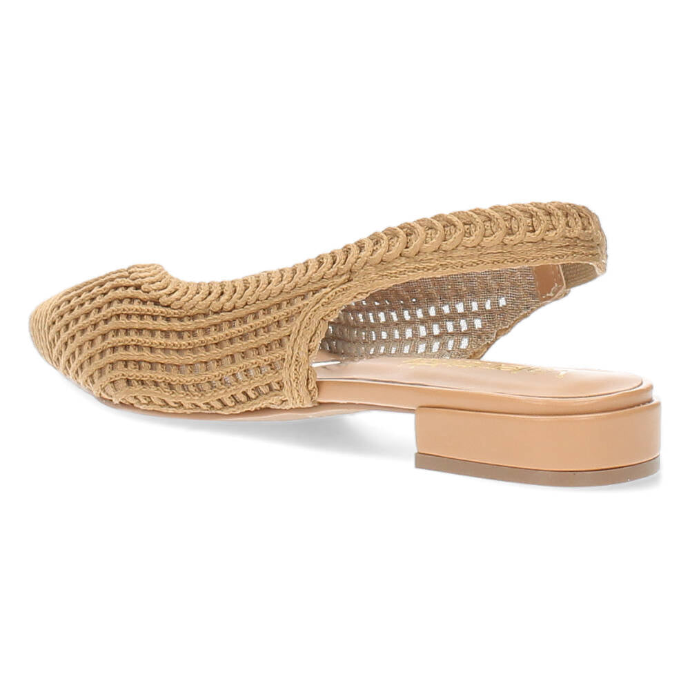 Beige slingbacks