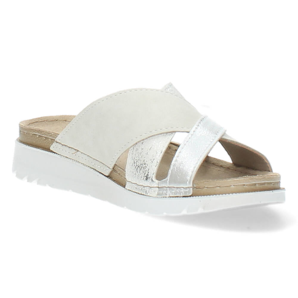 Ecru slippers