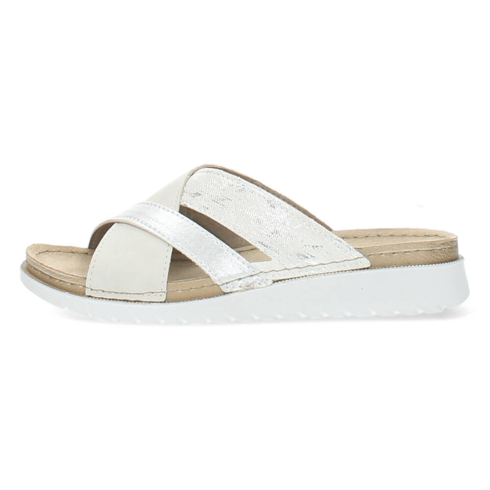 Ecru slippers