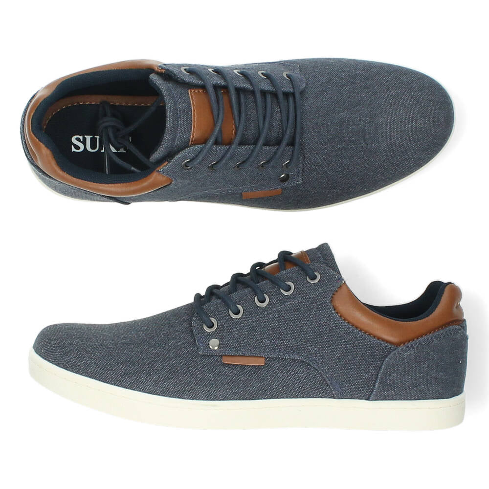 Blauwe sneakers