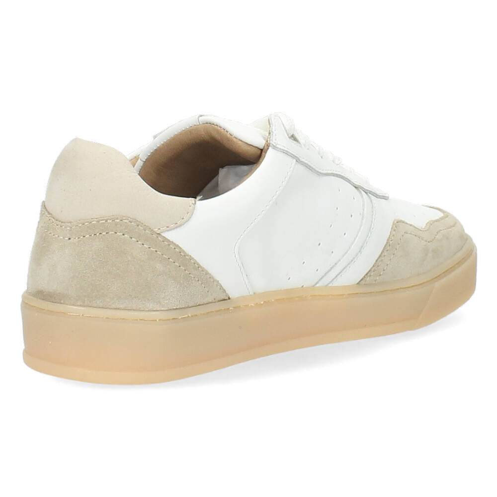 Witte sneakers