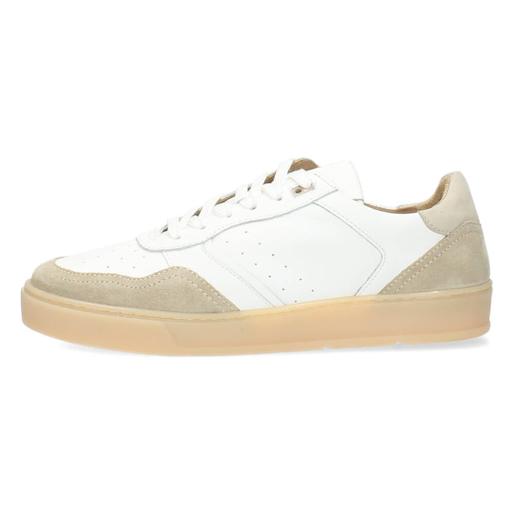 Witte sneakers
