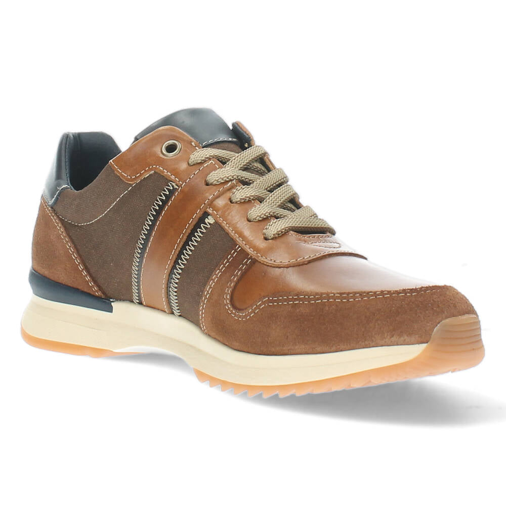 Cognac sneakers