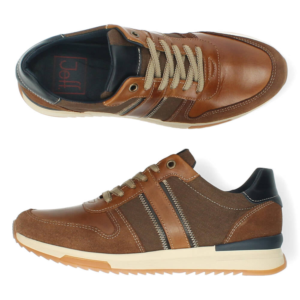 Cognac sneakers