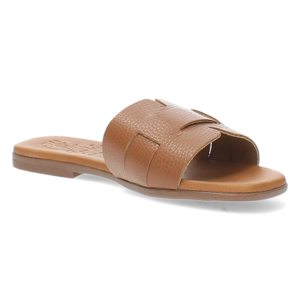 Cognac slippers