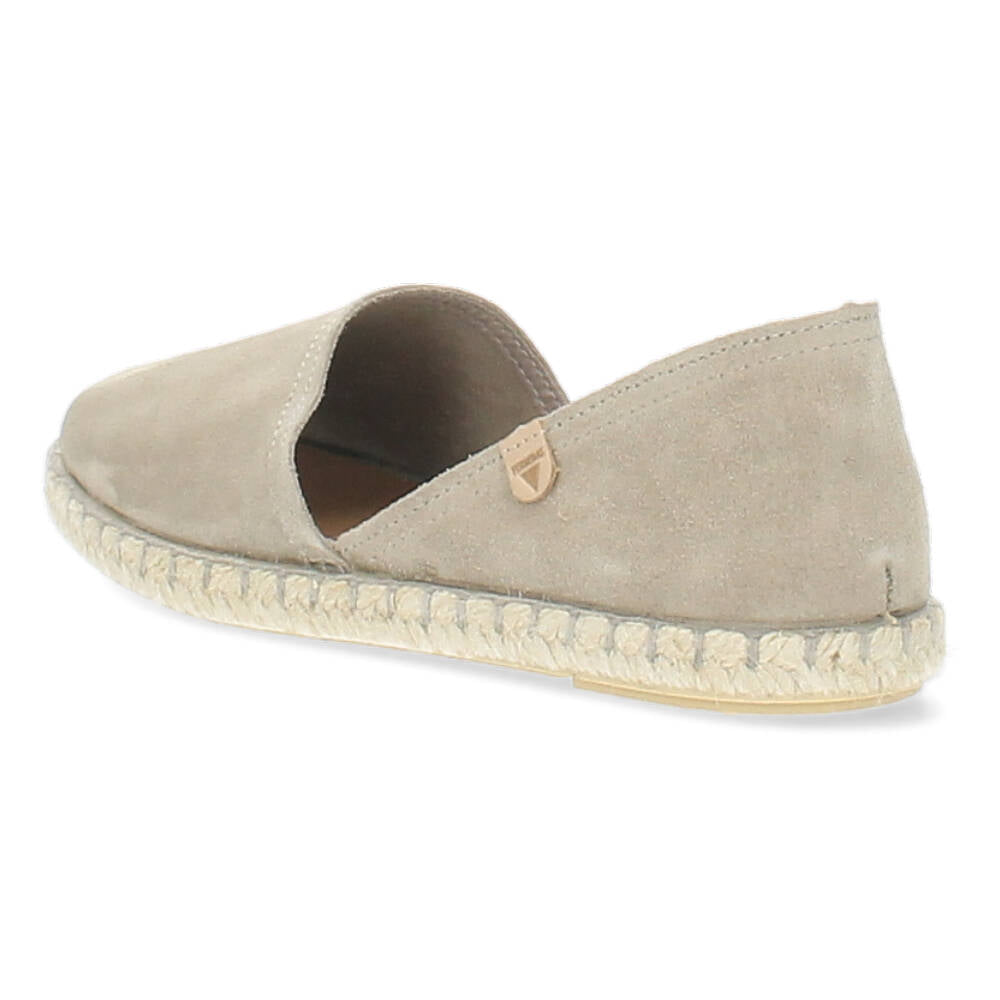 Beige espadrilles