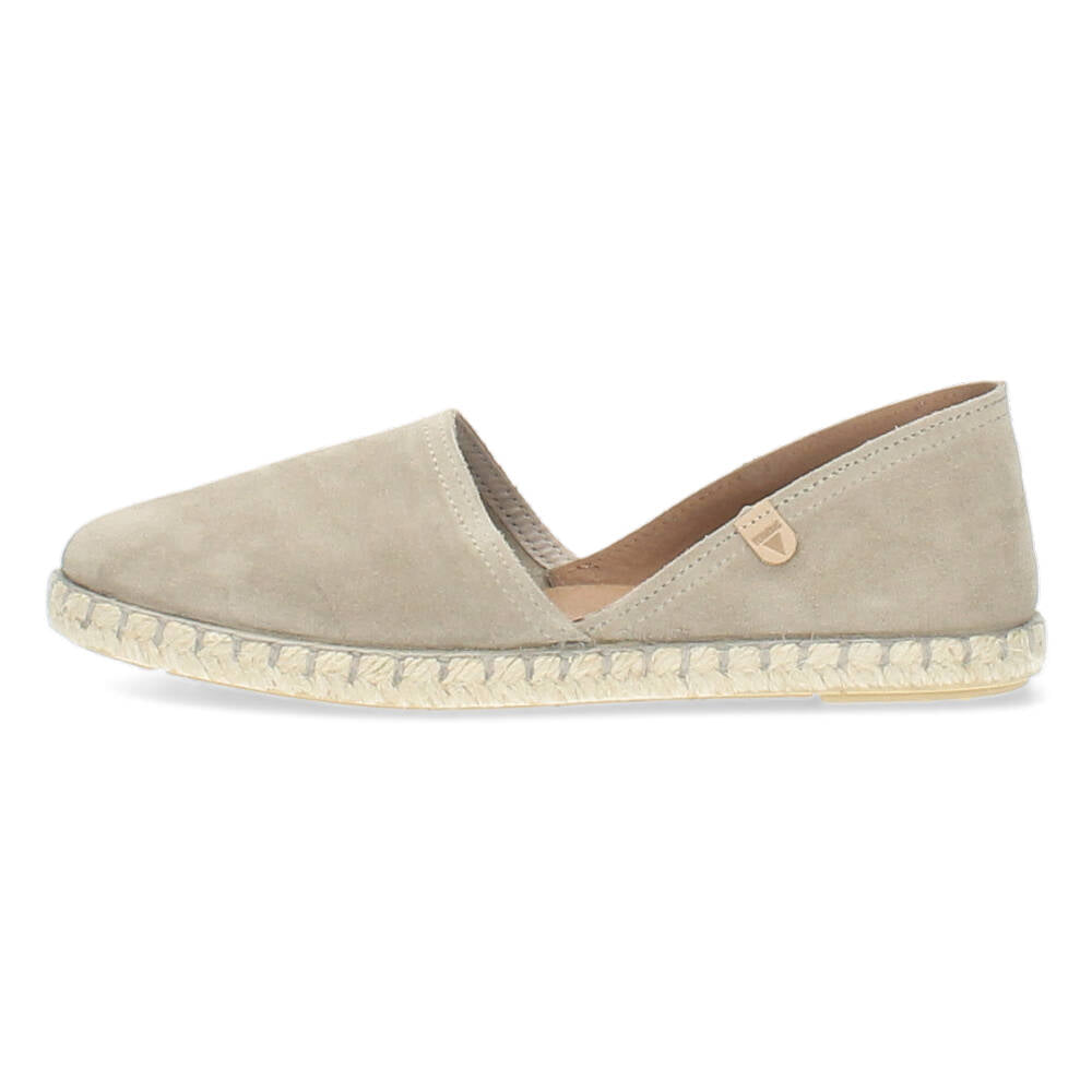 Beige espadrilles