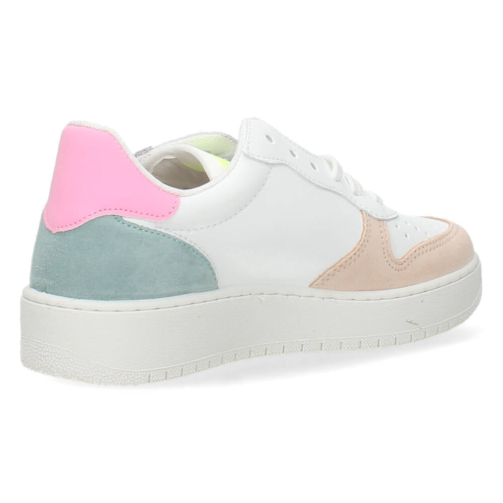 Witte sneakers