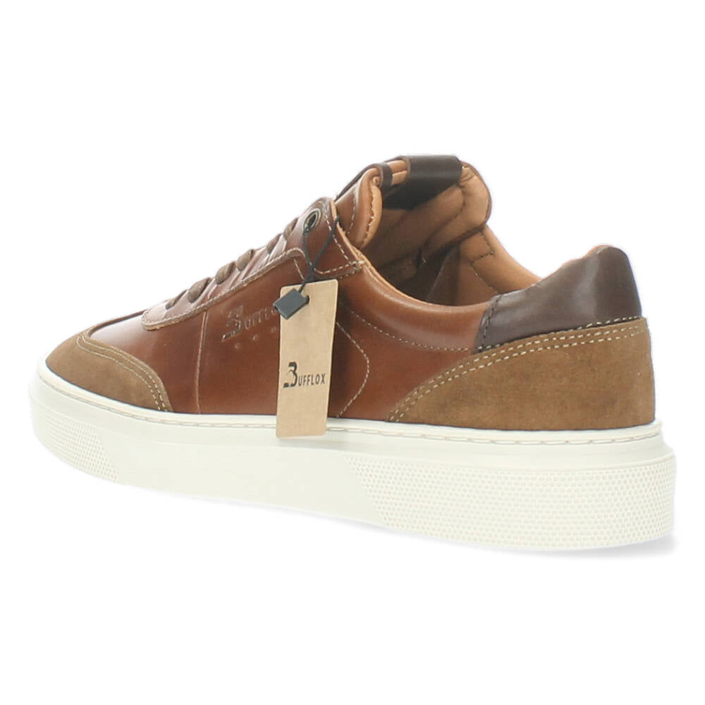 Cognac sneakers