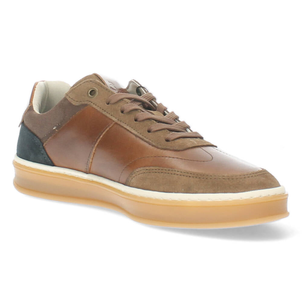 Cognac sneakers