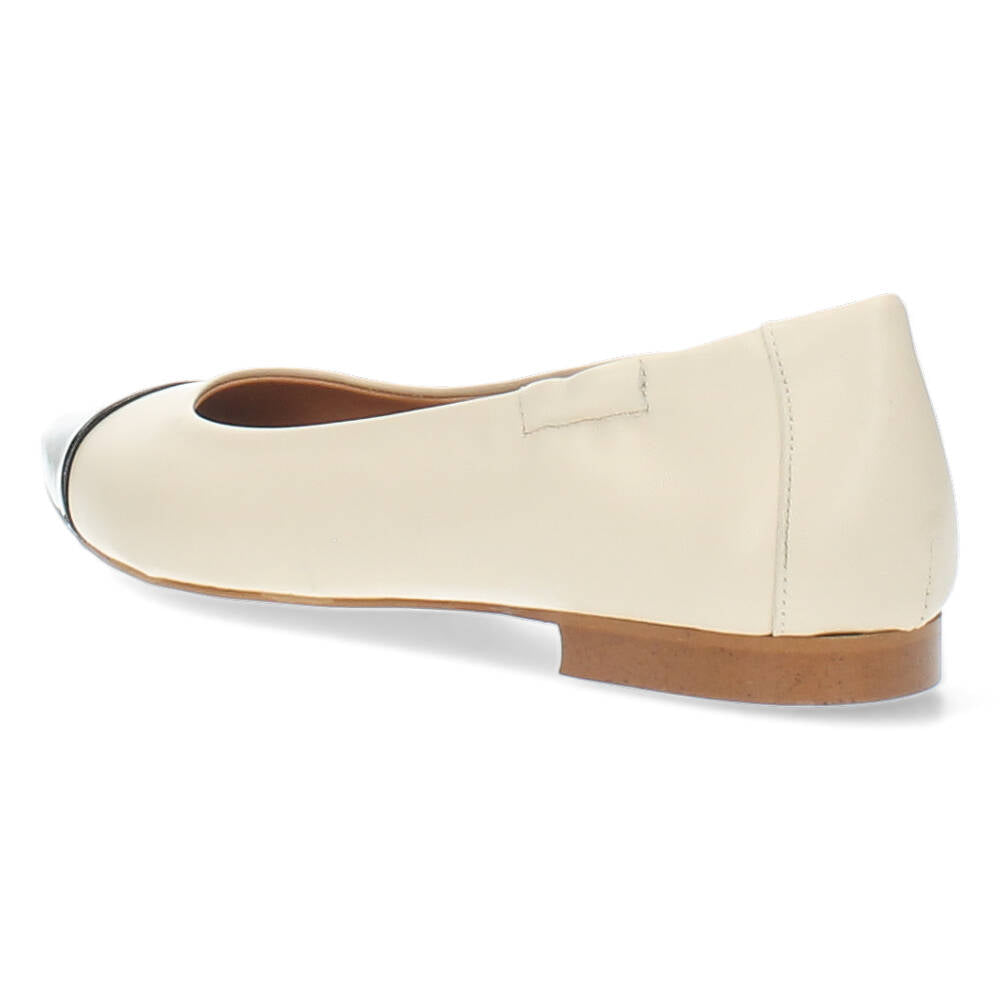 Beige ballerina's