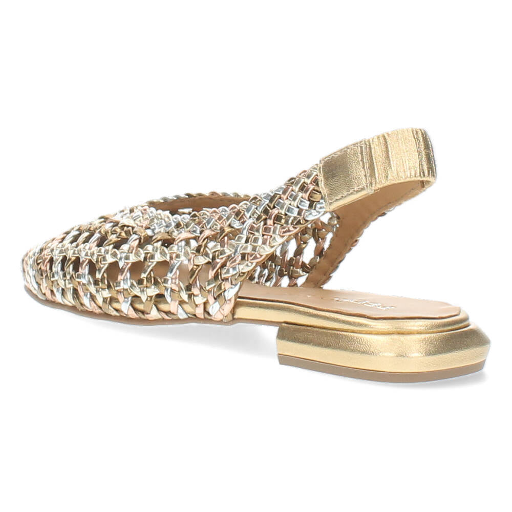 Metallic slingbacks