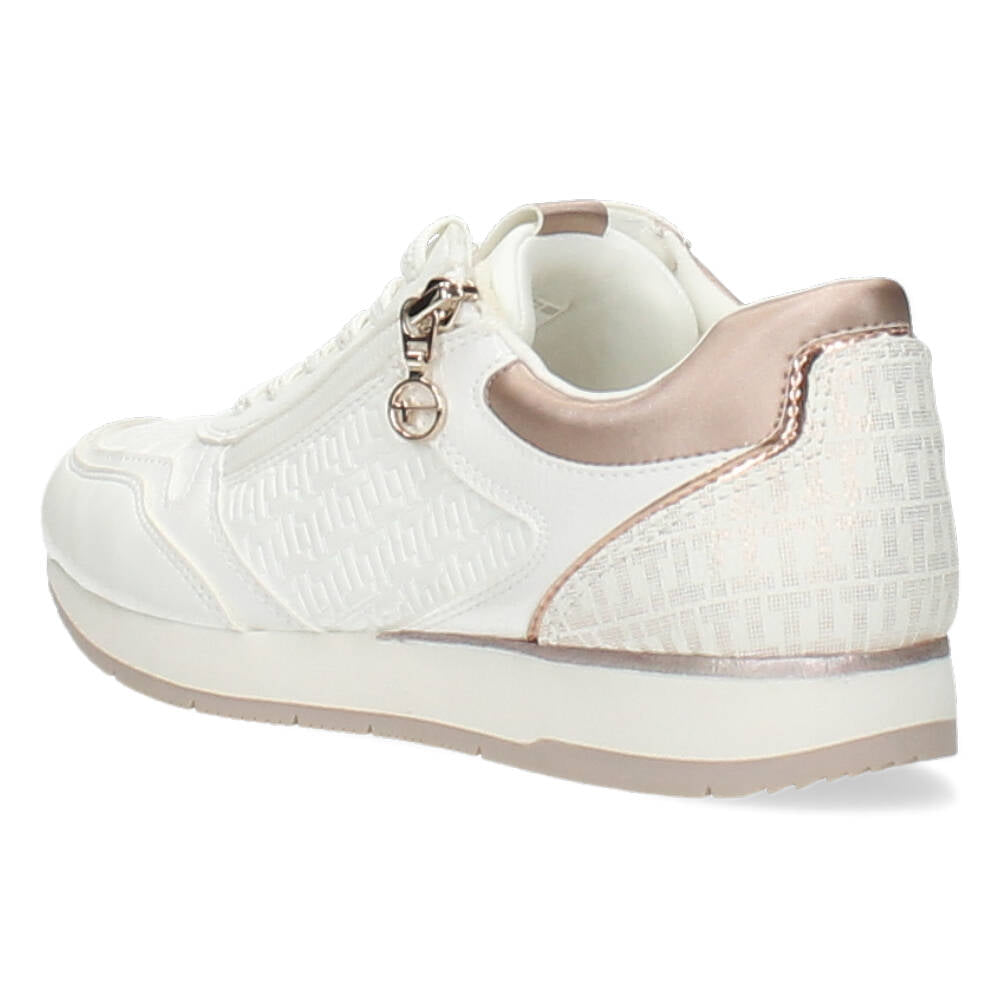 Witte sneakers