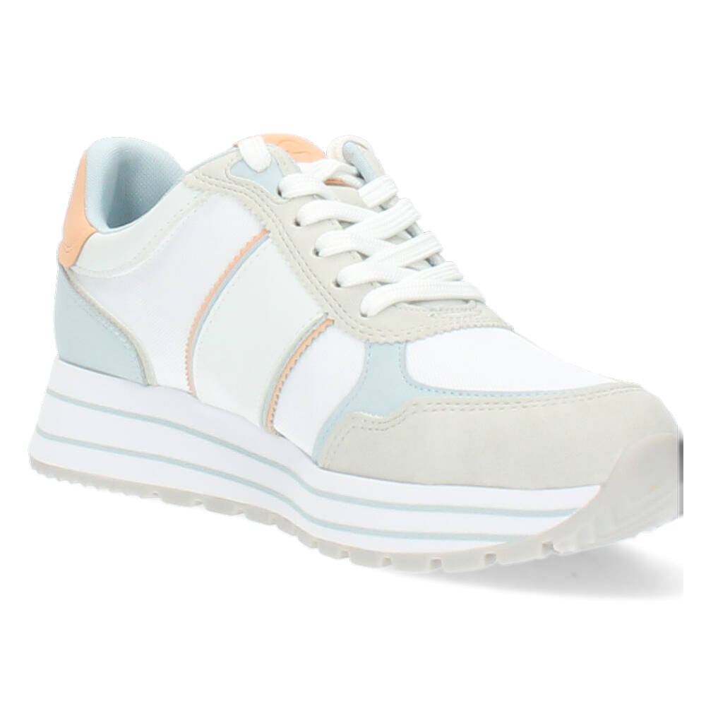Witte sneakers