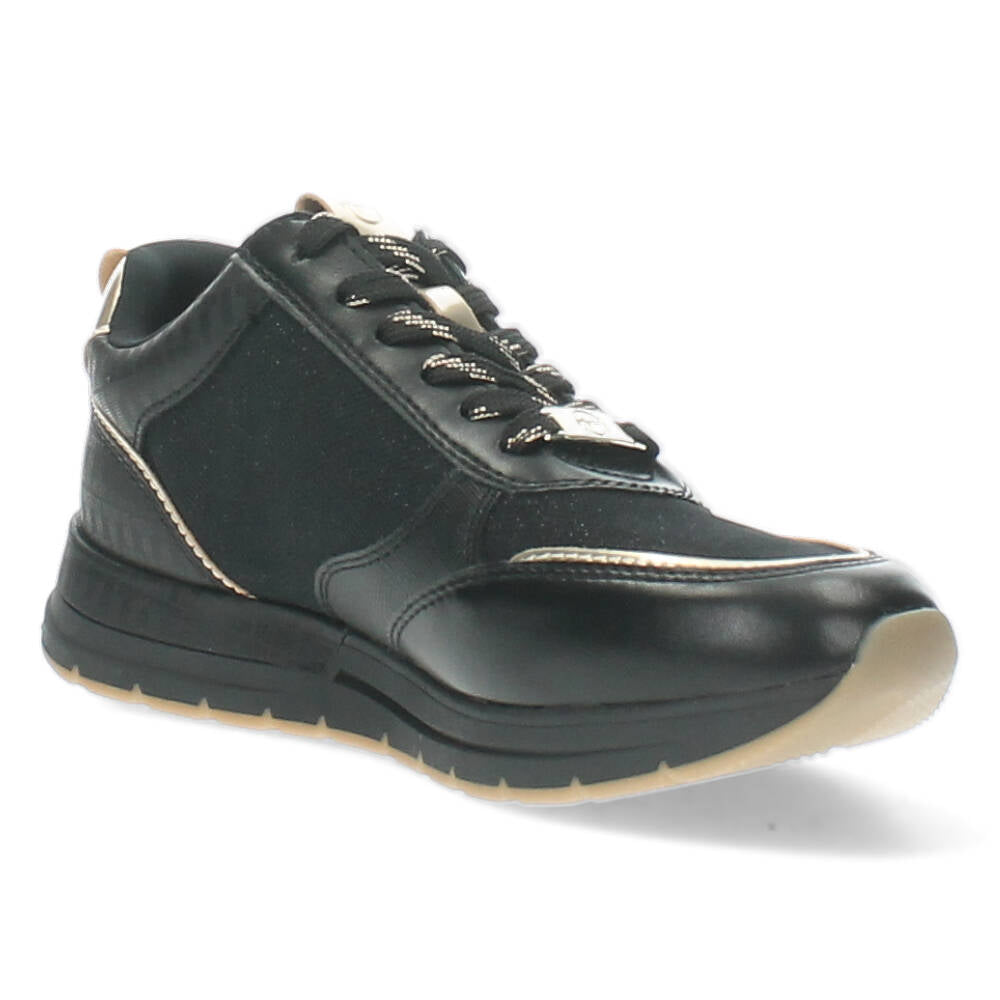 Zwarte sneakers