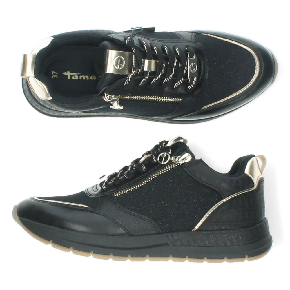 Zwarte sneakers