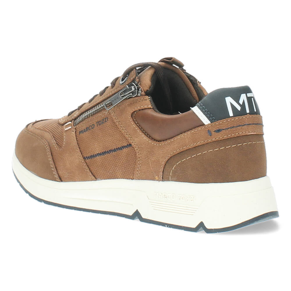 Cognac sneakers