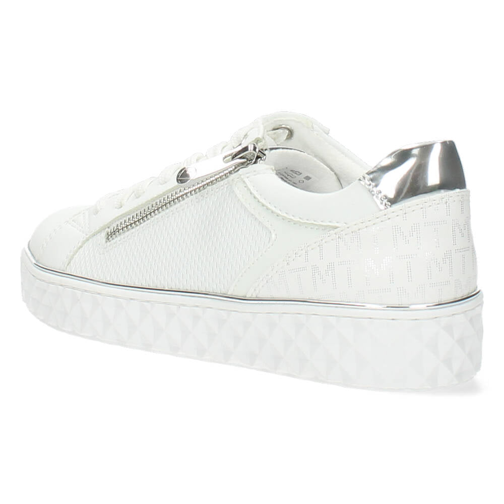 Witte sneakers