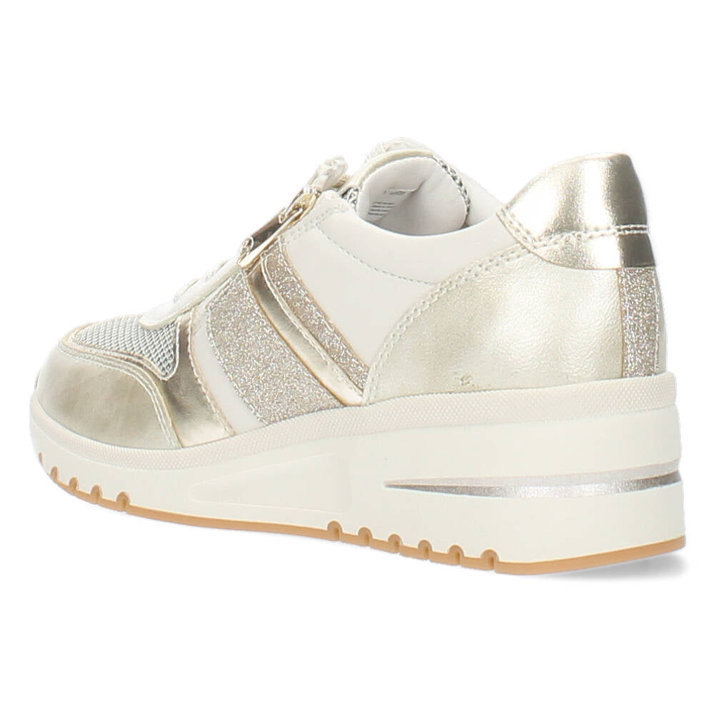 Crème kleurige sneakers