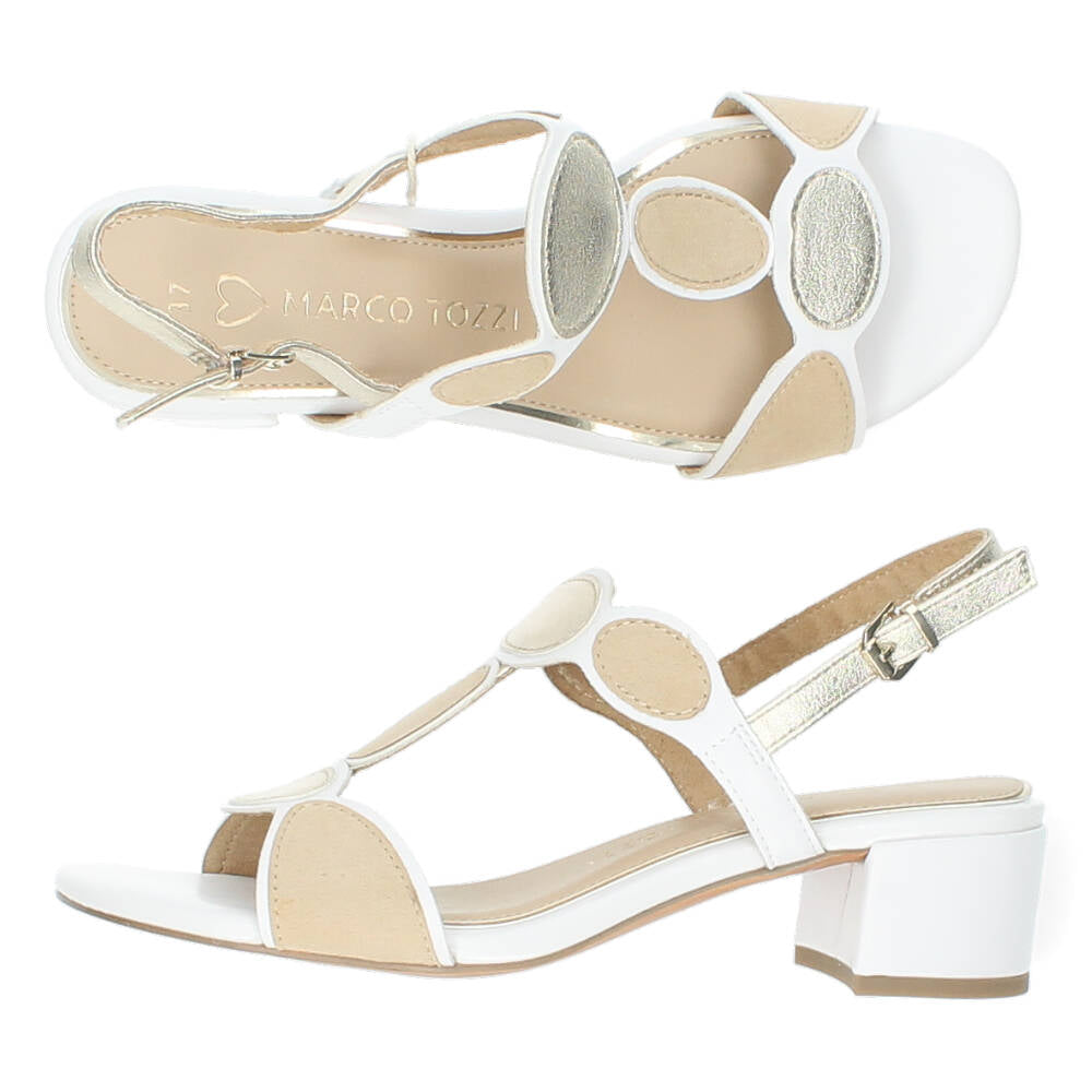 Witte sandalen
