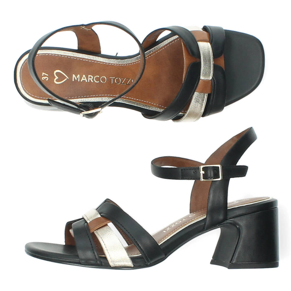 Zwarte sandalen