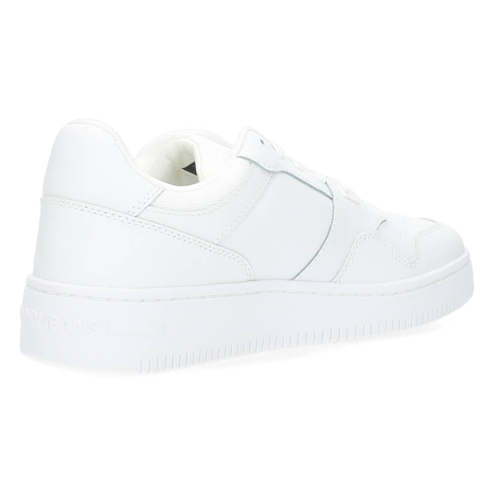 Witte sneakers
