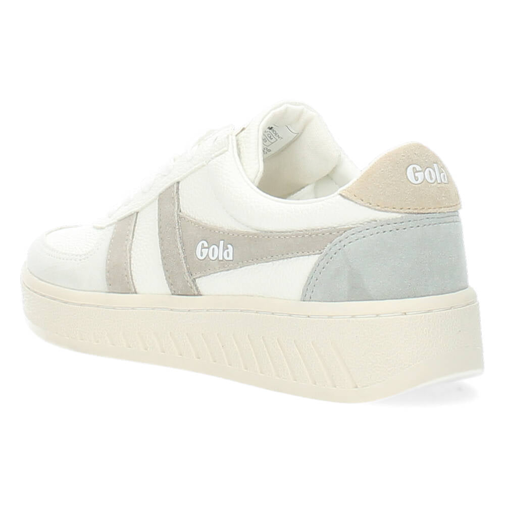Witte sneakers