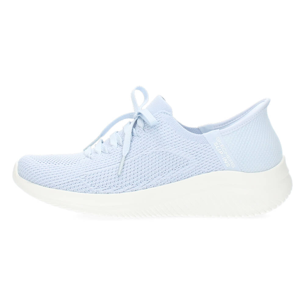 Lichtblauwe sneakers