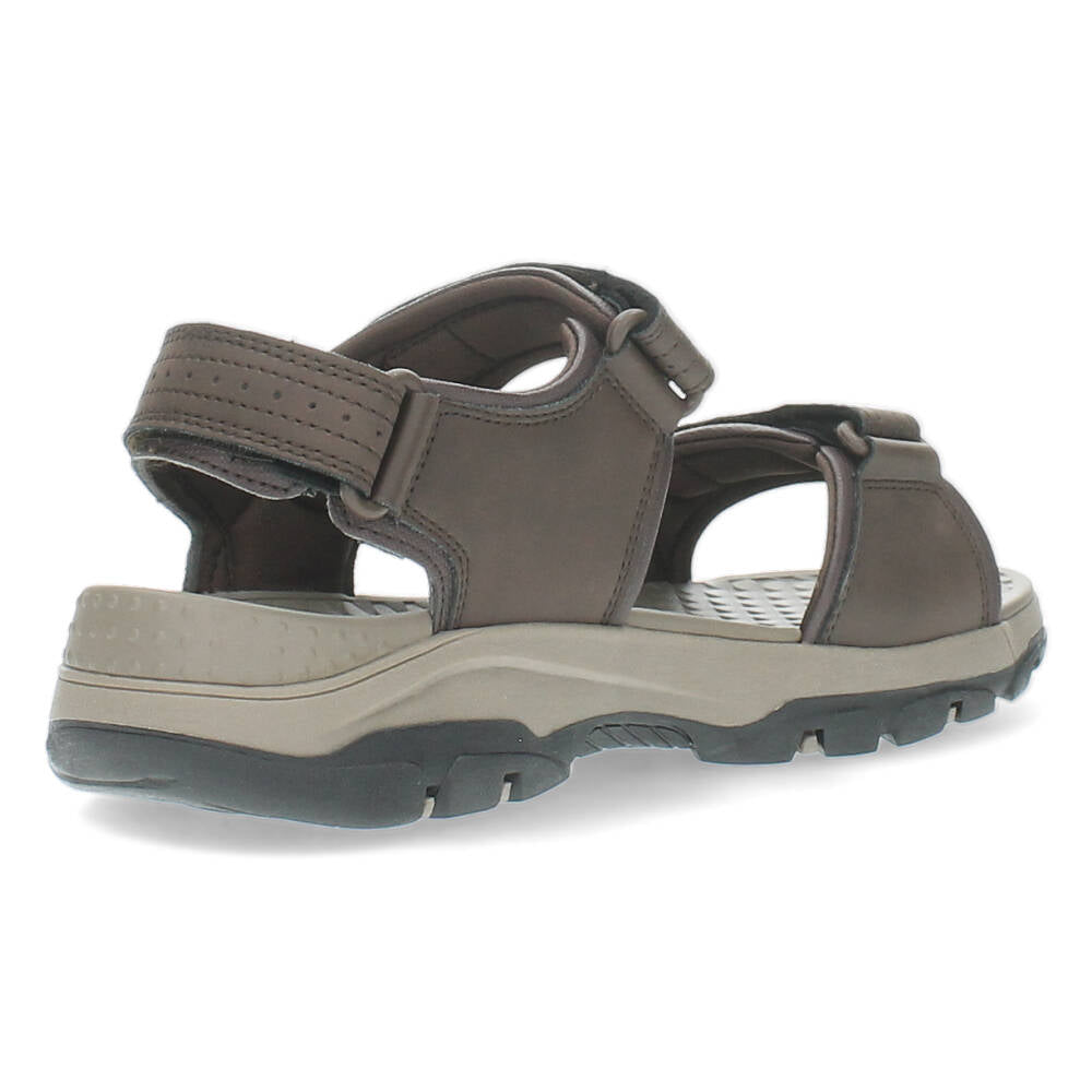 Bruine sandalen