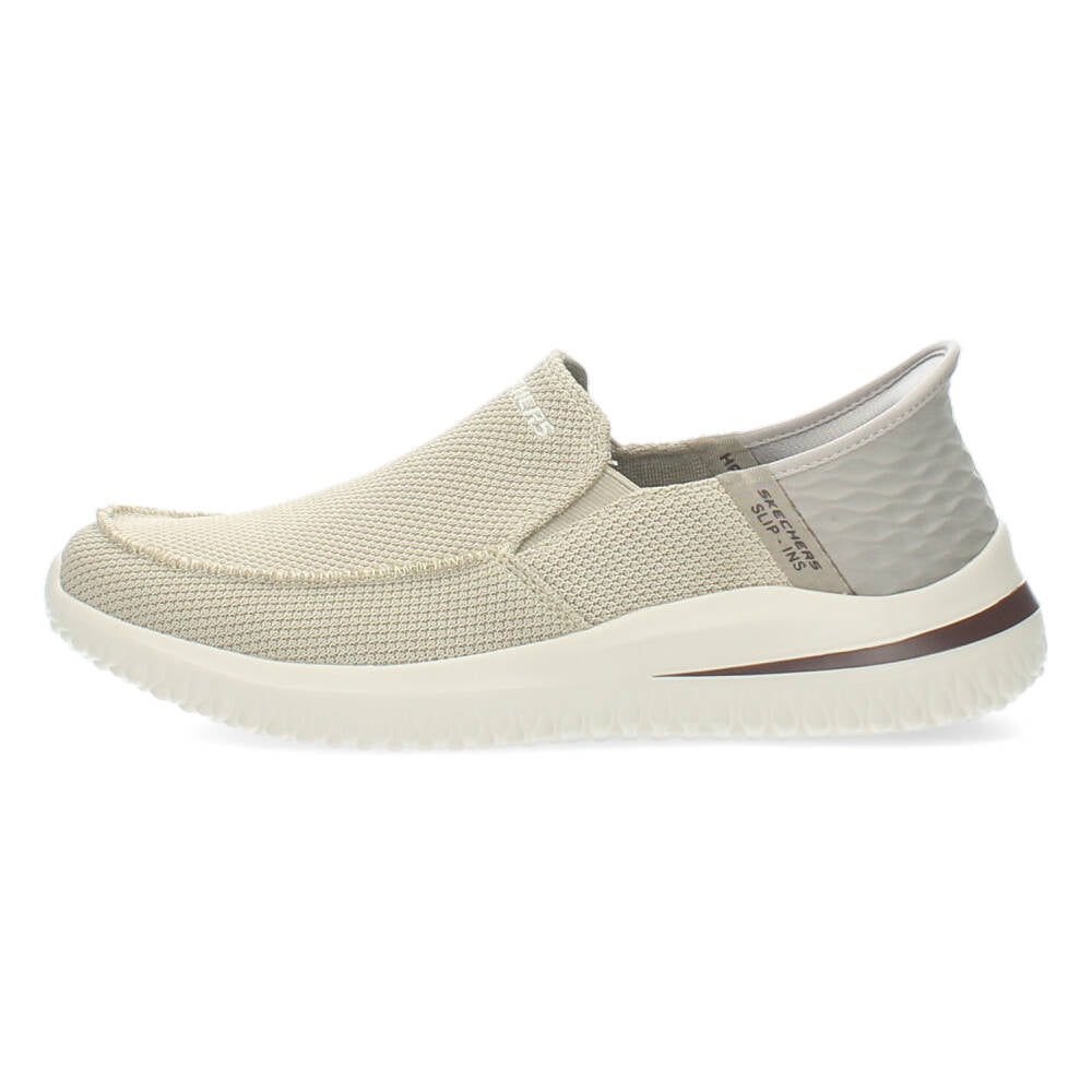 Taupe instappers