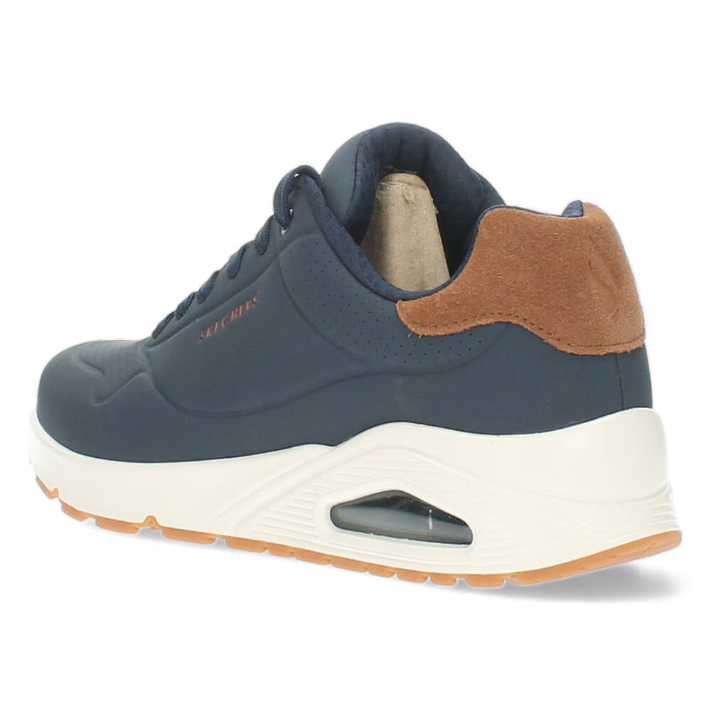 Blauwe sneakers