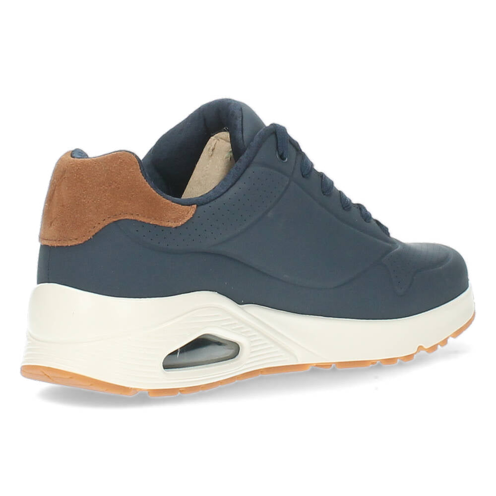 Blauwe sneakers