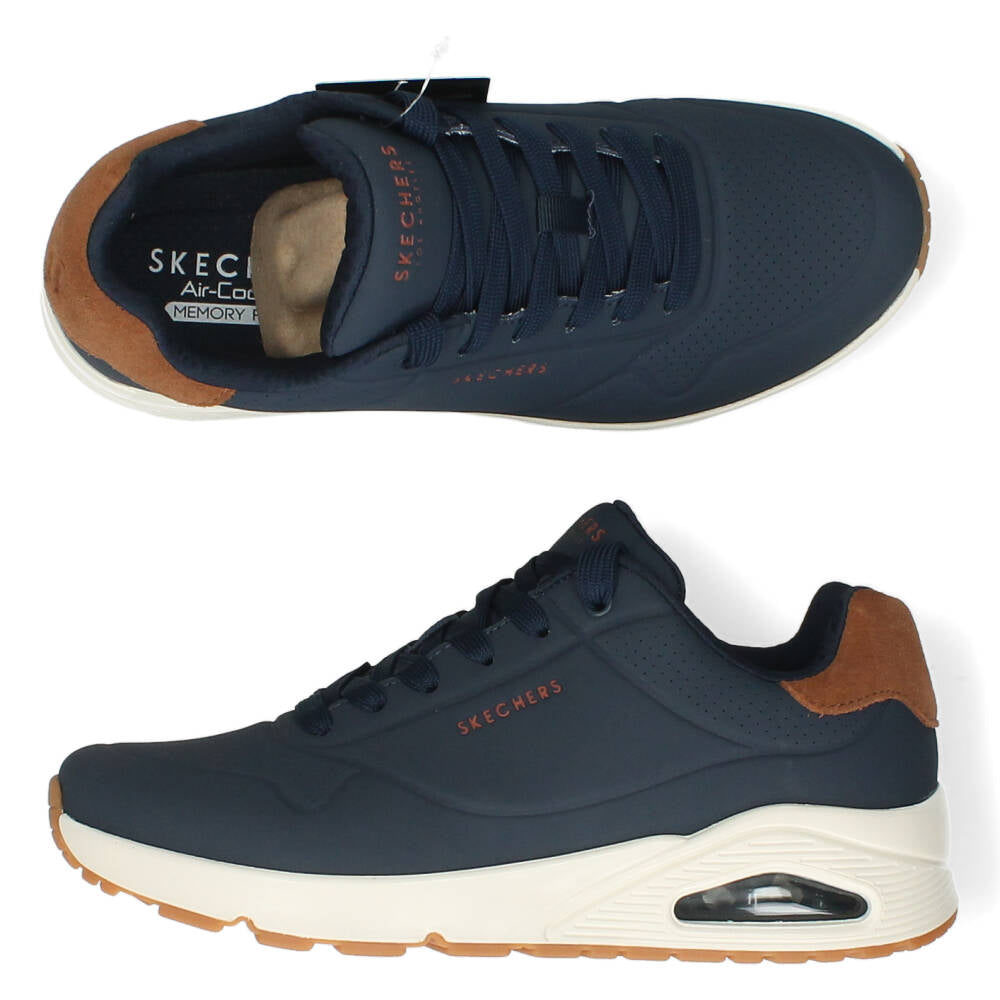 Blauwe sneakers