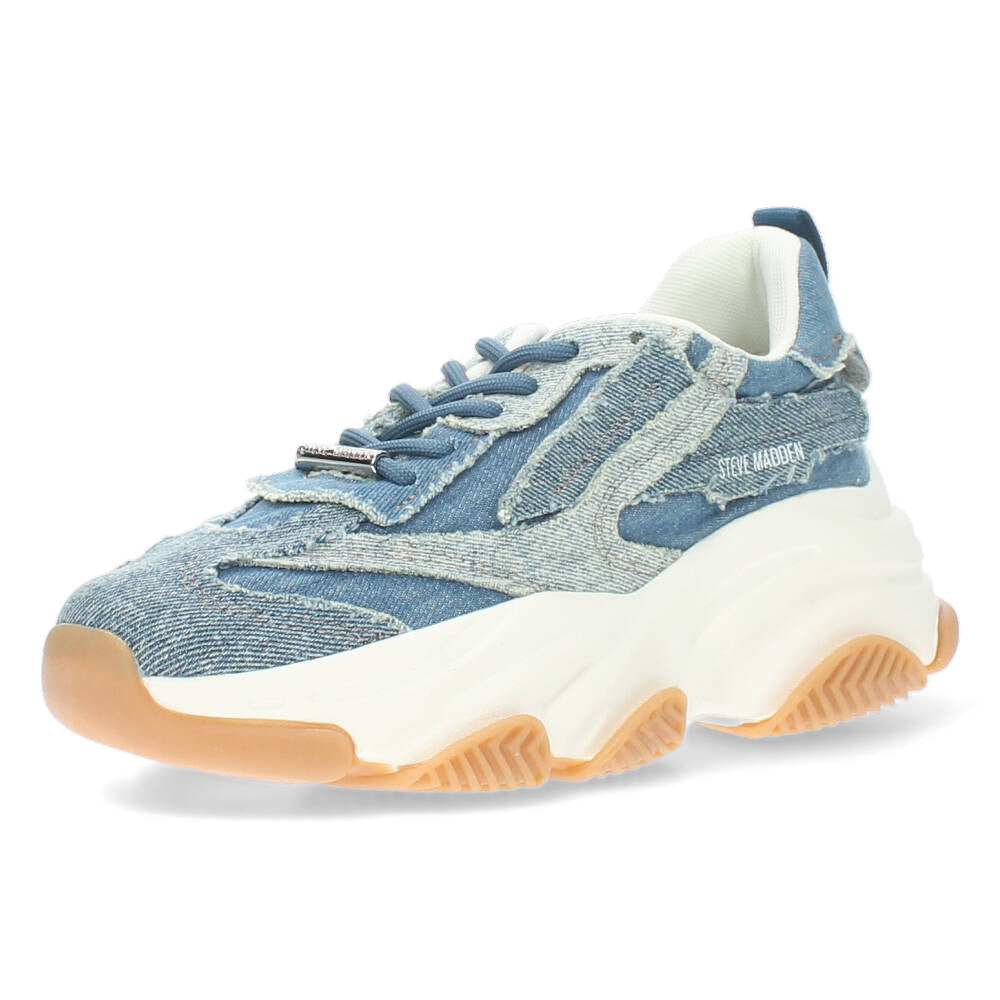Jeansblauwe sneakers