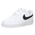 Witte sneakers