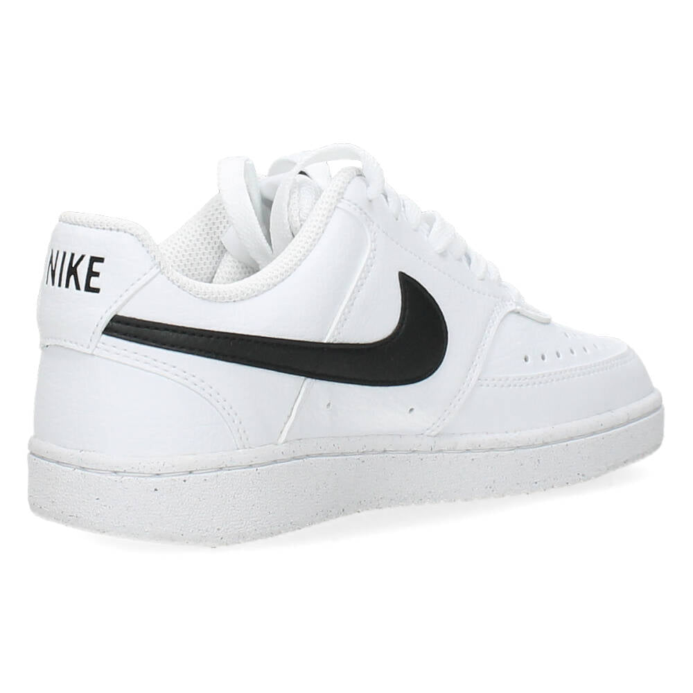 Witte sneakers