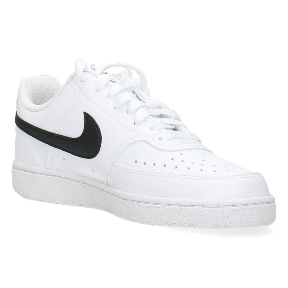 Witte sneakers