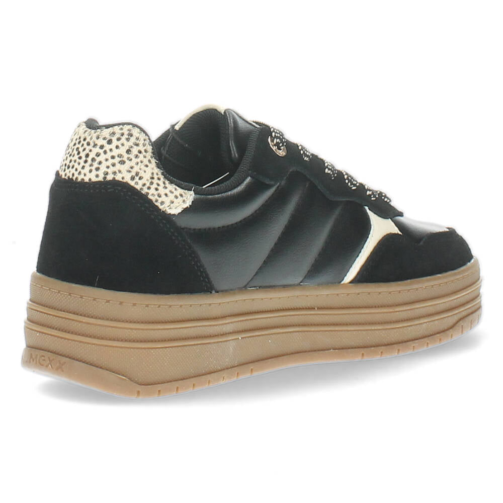 Zwarte sneakers