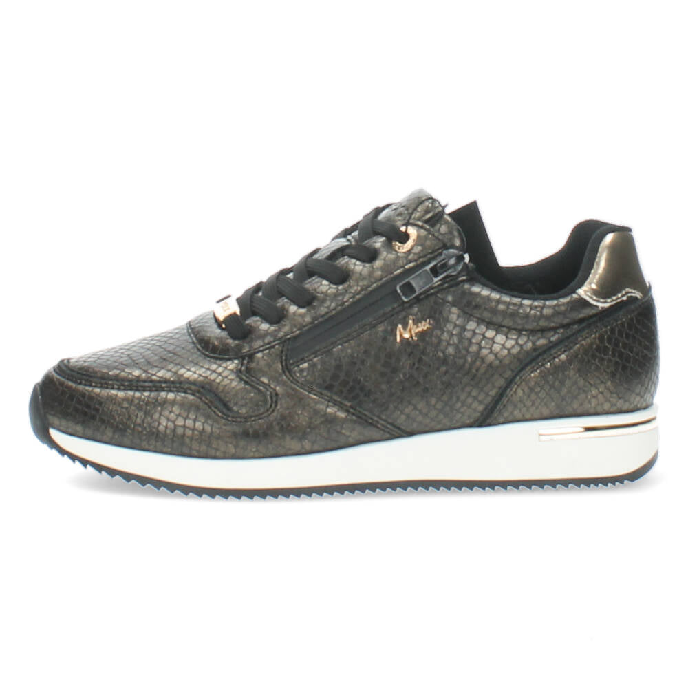 Zwarte sneakers