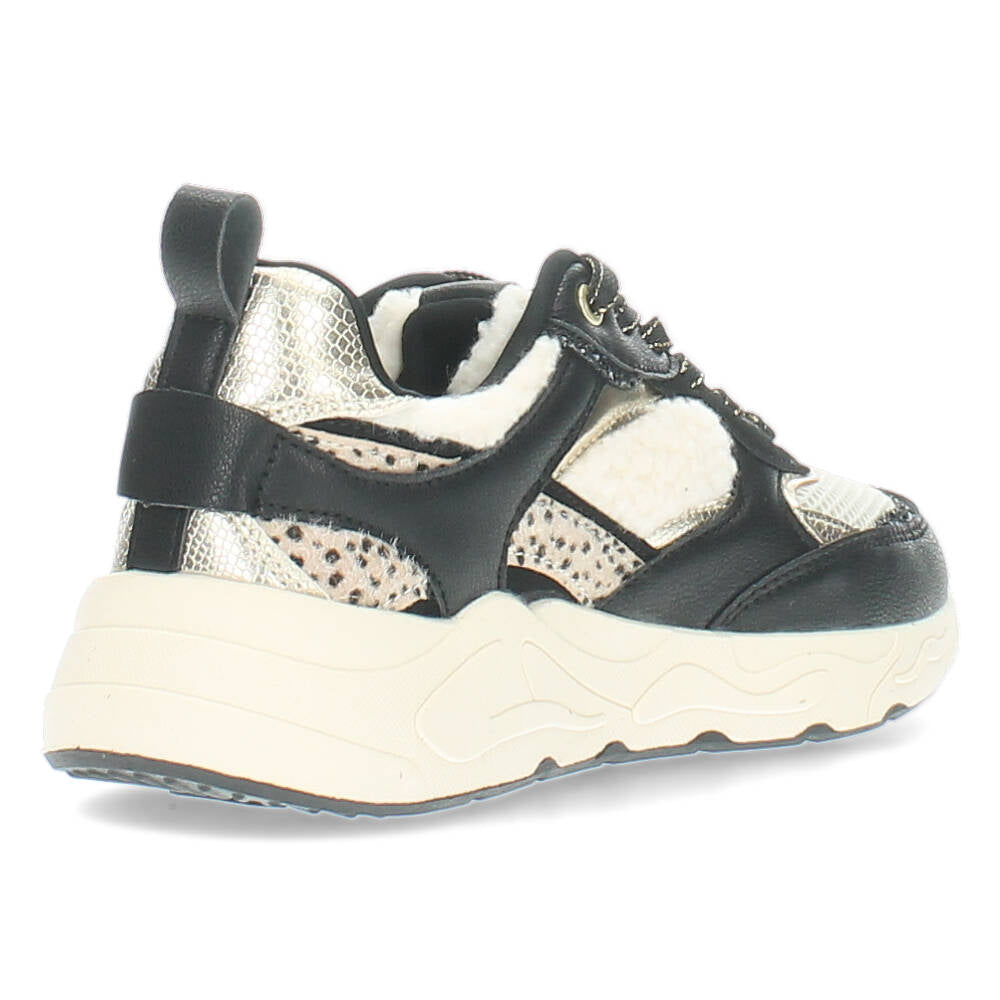 Zwarte sneakers