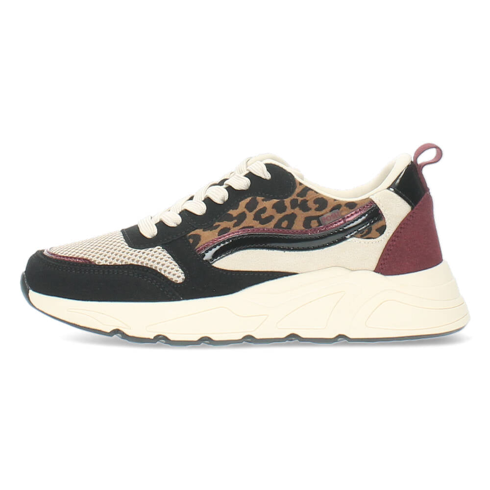 Zwarte sneakers