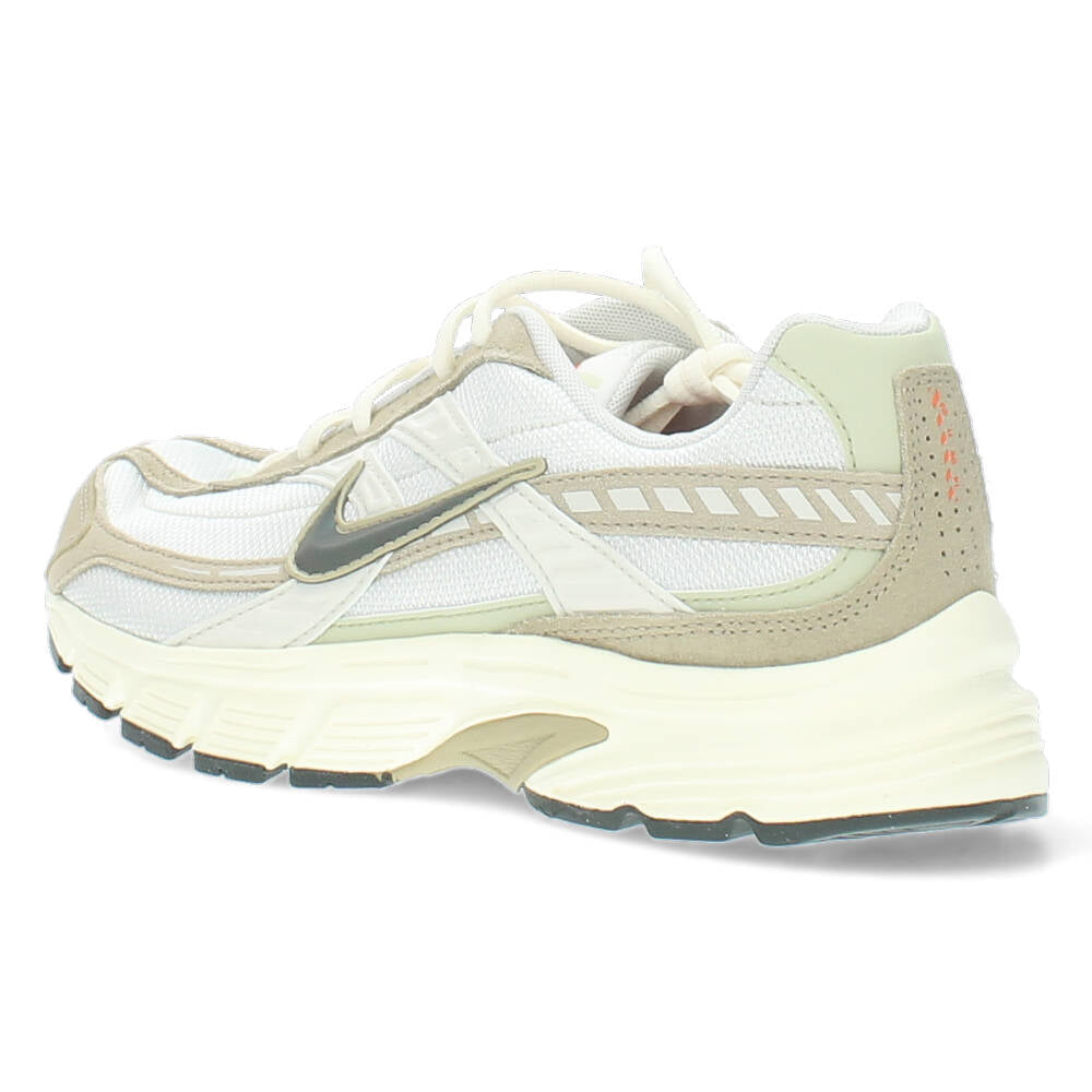Web Only - Beige sneakers