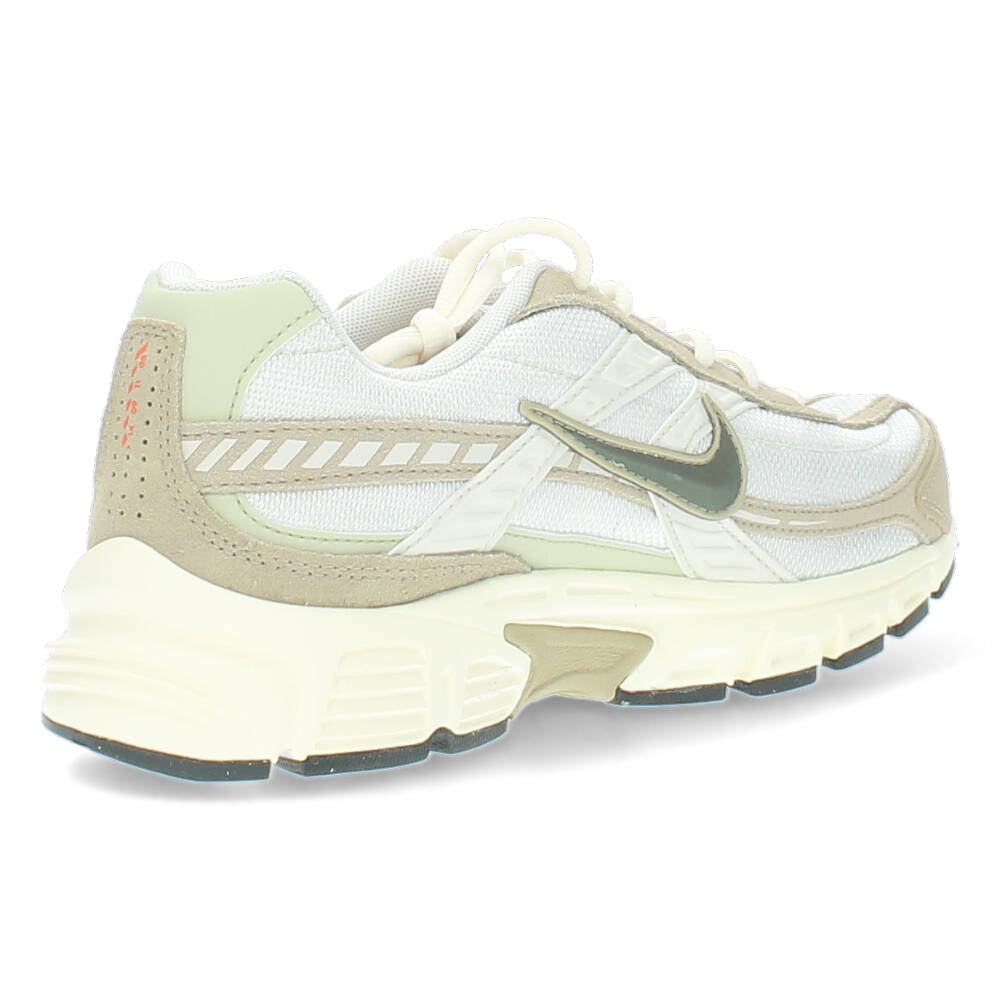 Web Only - Beige sneakers
