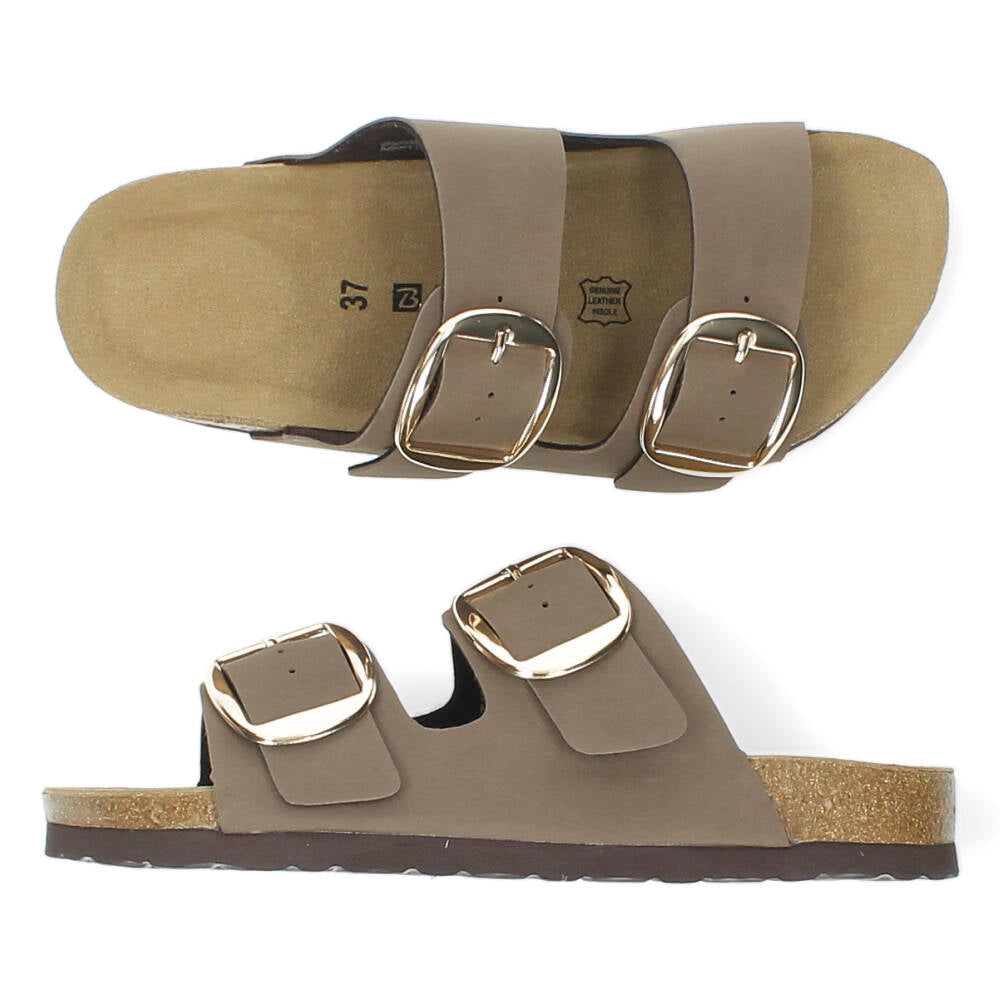 Camel slippers