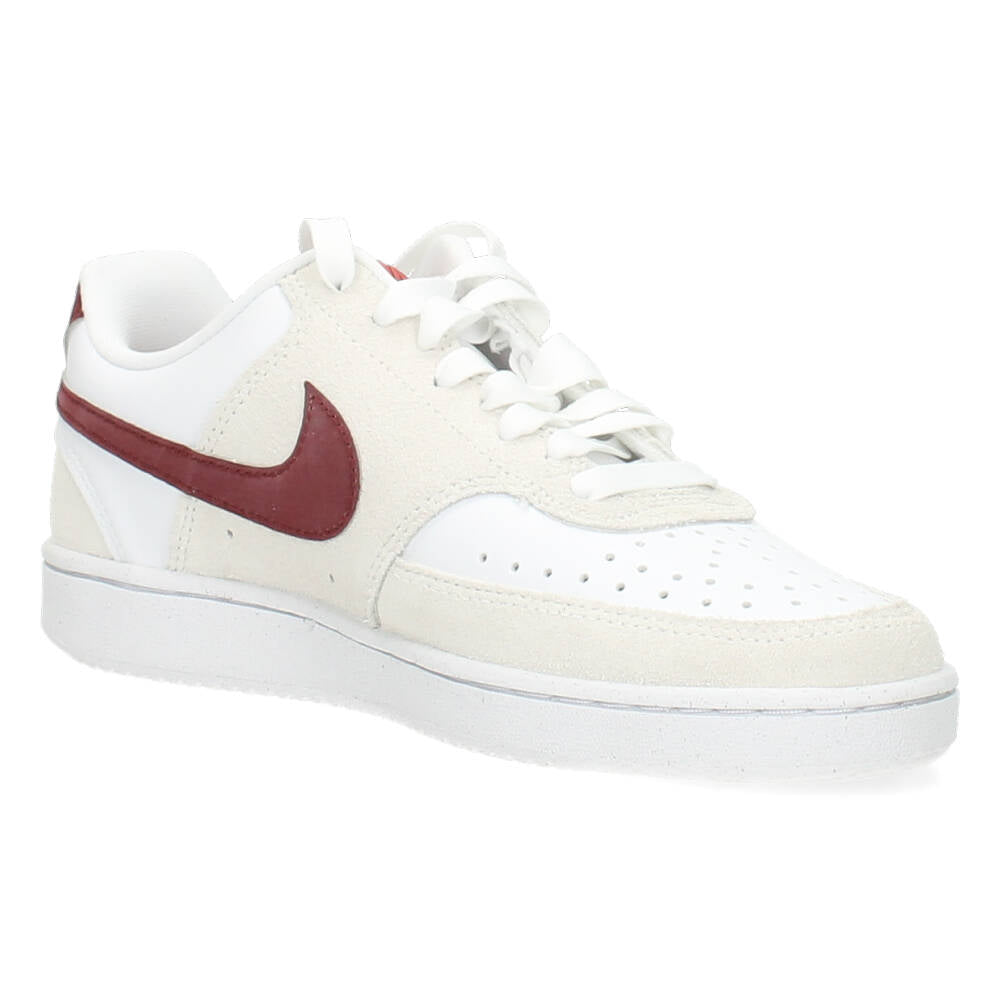 Witte sneakers