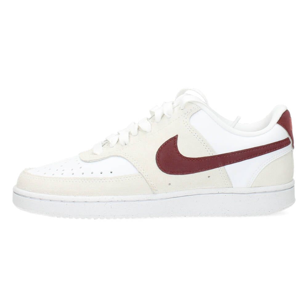 Witte sneakers