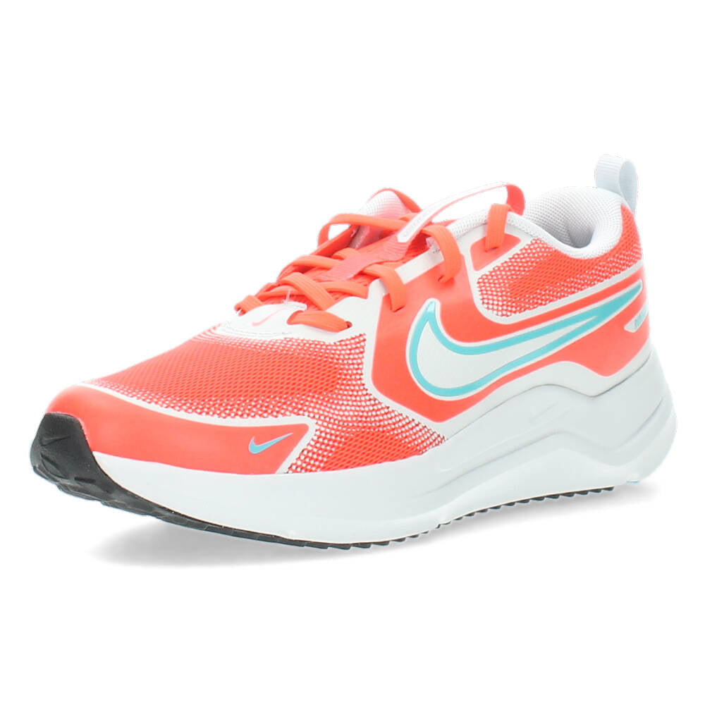 Oranje sportschoenen