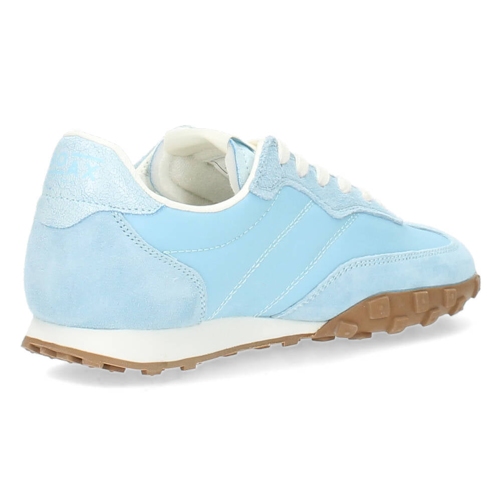 Lichtblauwe sneakers