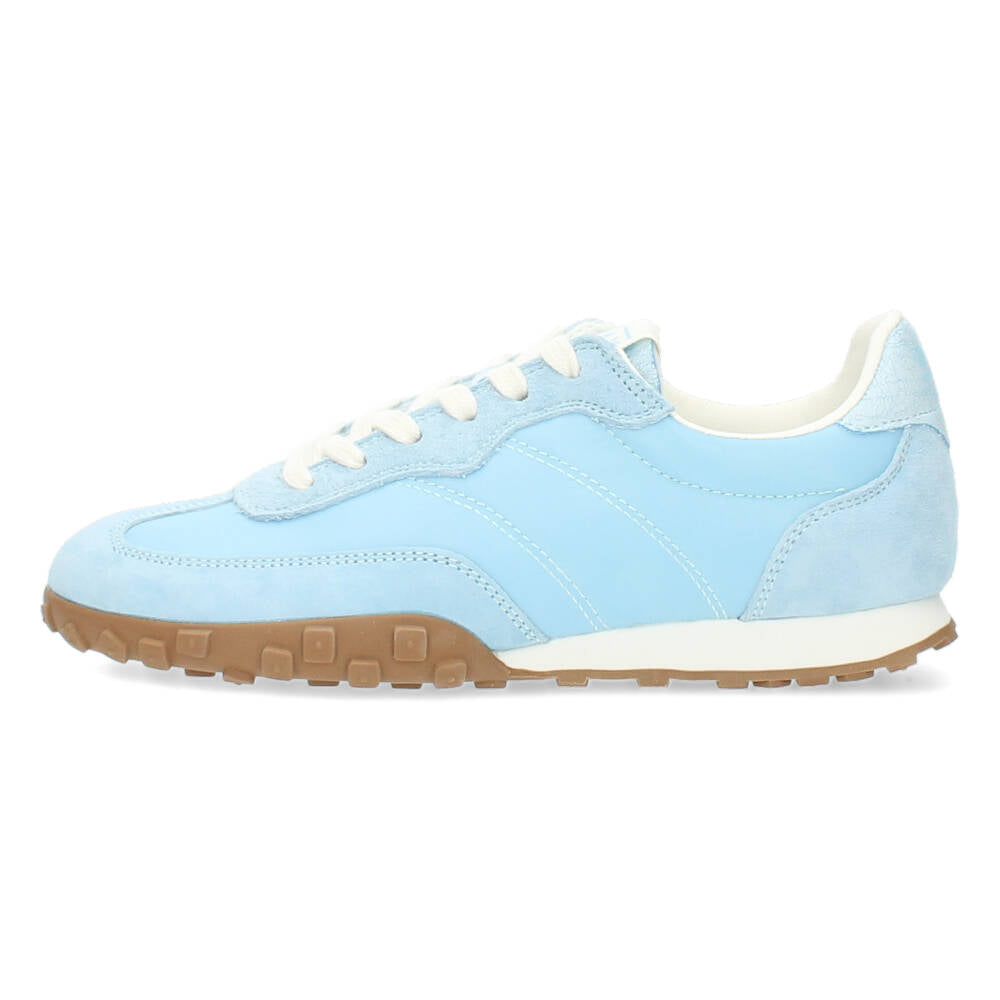 Lichtblauwe sneakers