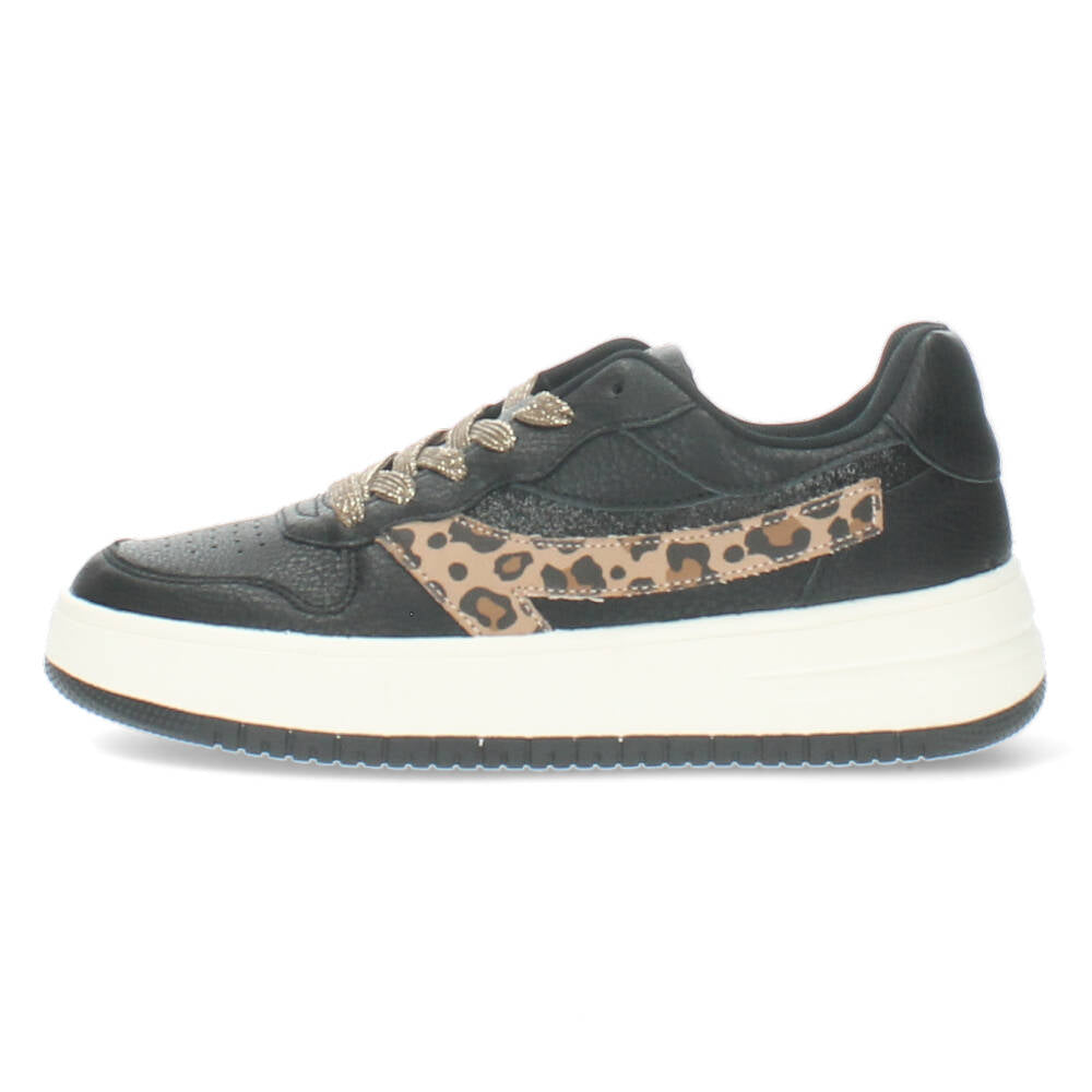 Zwarte sneakers
